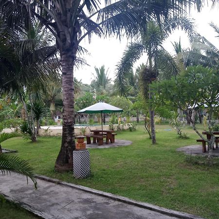 Wani Bali Bungalow Toyapakeh Номер фото